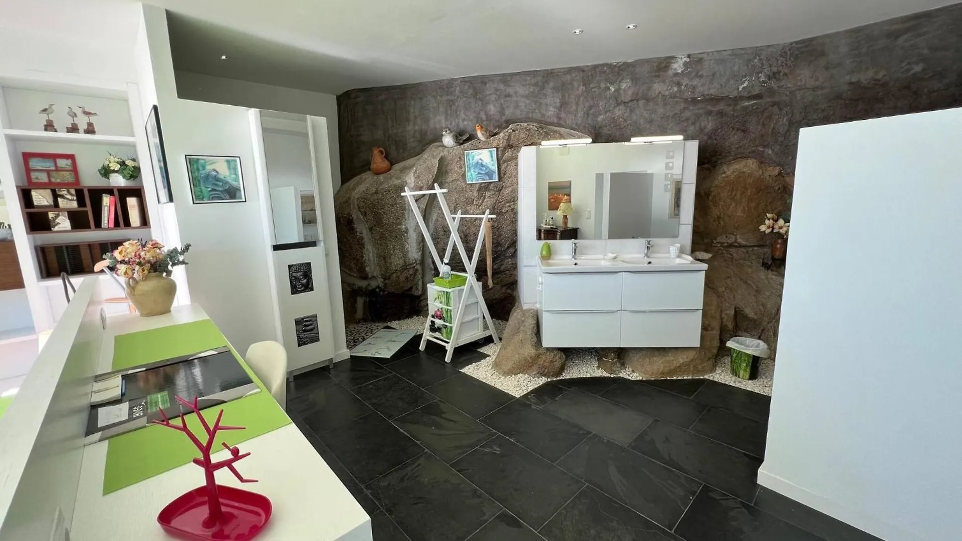 로지즈 Preciosa Casa Con Piscina Desbordante Y Vistas Al Mar 빌라 0*,  스페인