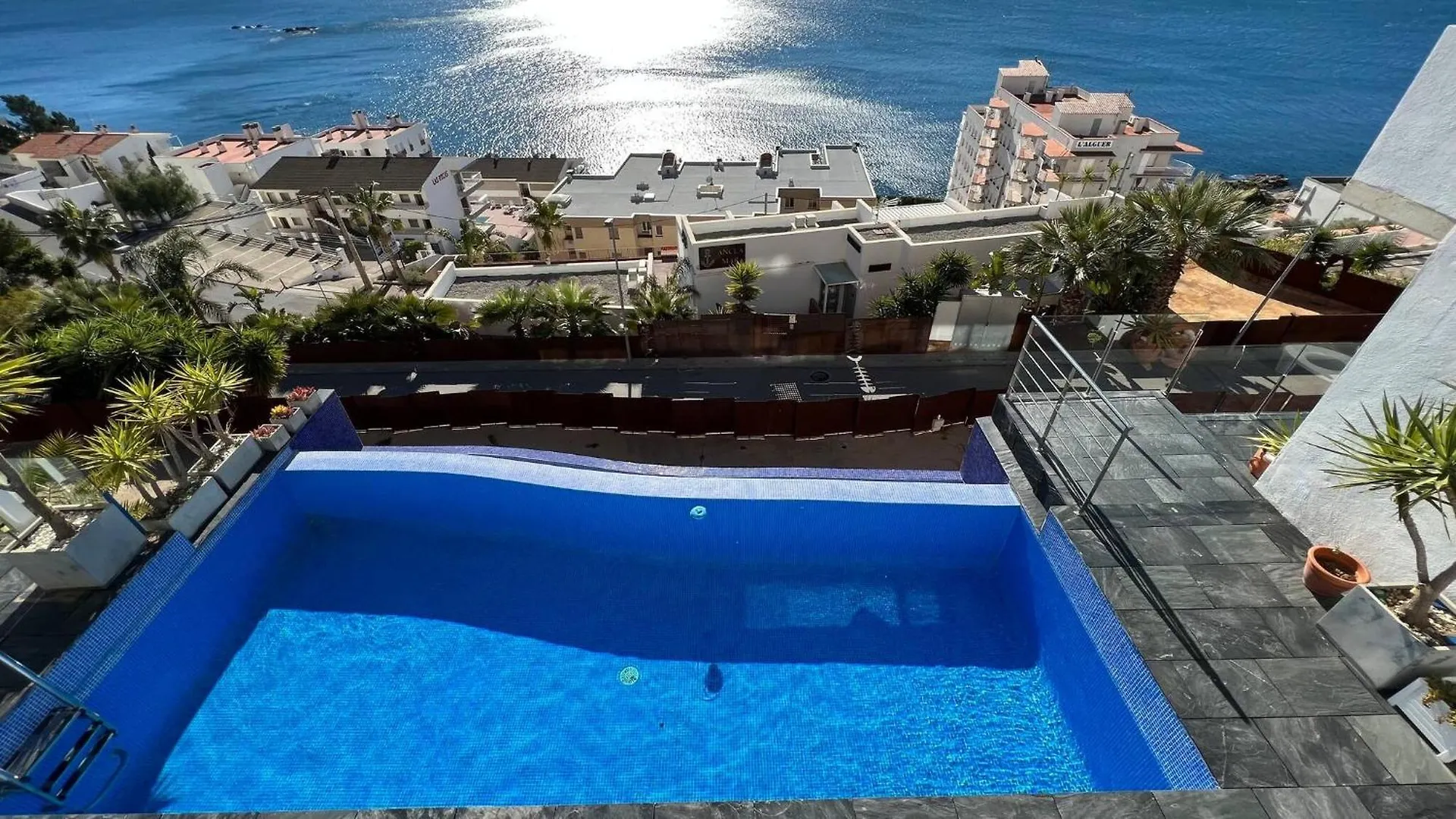 הוילה רוזס Preciosa Casa Con Piscina Desbordante Y Vistas Al Mar