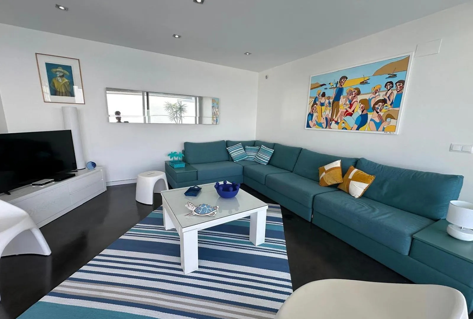로지즈 Preciosa Casa Con Piscina Desbordante Y Vistas Al Mar 빌라