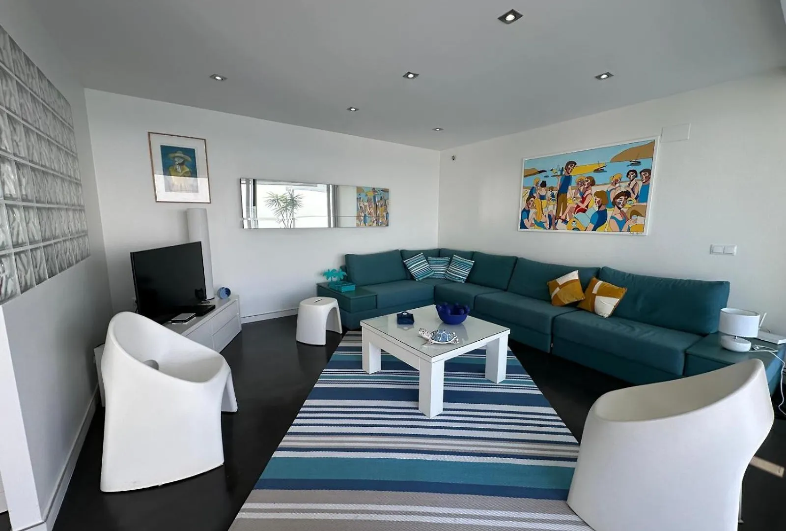 로지즈 Preciosa Casa Con Piscina Desbordante Y Vistas Al Mar 빌라 펜션