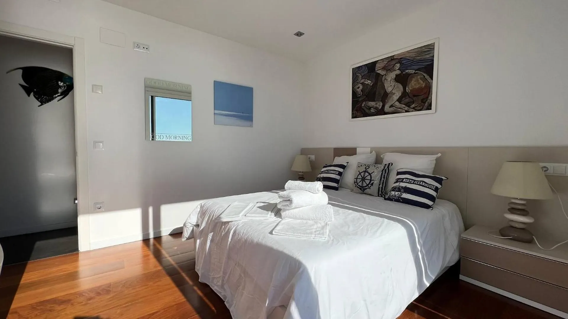 Preciosa Casa Con Piscina Desbordante Y Vistas Al Mar Villa Roses 0*,